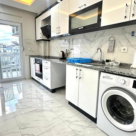 Homely! Design Antalya, Parking, Balcony, Ac! Apartment Antalya